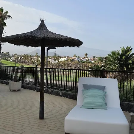 The Holes * سان ميغيل ذي أبونا