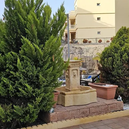 The Holes سان ميغيل ذي أبونا