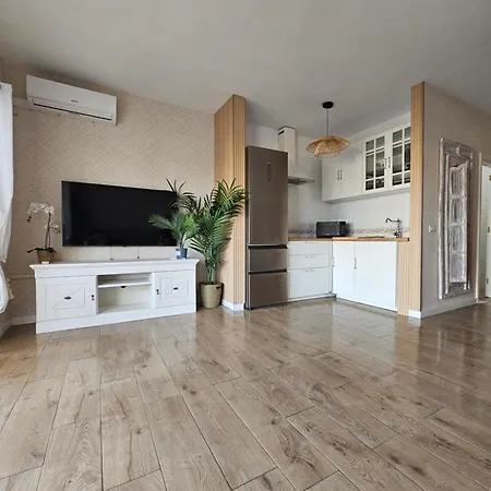 The Holes サンミゲル・デ・アボナ